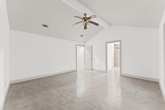 29 S High Oaks Circle, Spring, TX 77380