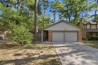 29 S High Oaks Circle, Spring, TX 77380