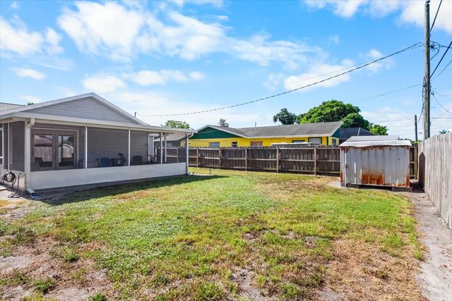 1219 MACKERAL AVENUE, Sarasota, FL 34237