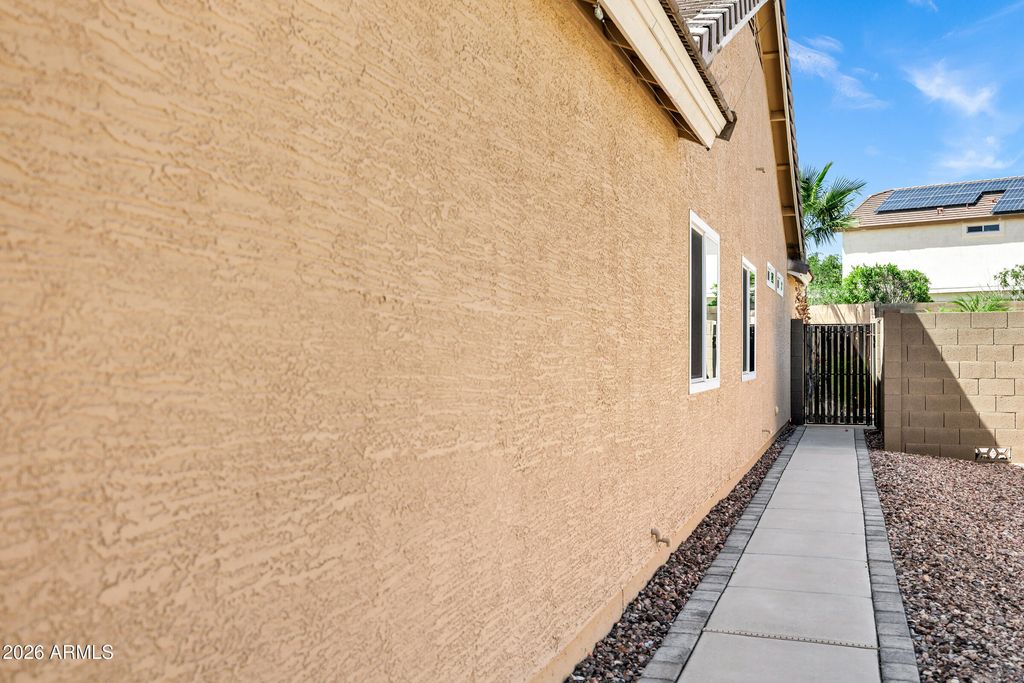 22562 W Mohave Street, Buckeye, AZ 85326 — photo 4