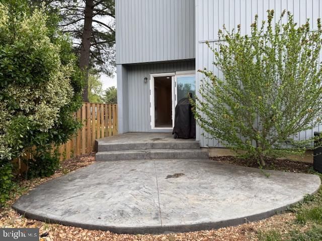 2032 CAMBRIDGE DR, Crofton, MD 21114