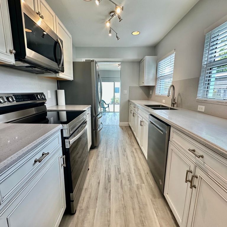 1329 NW 3rd Avenue, Fort Lauderdale, FL 33311