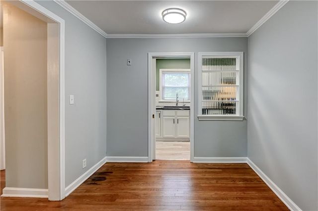5020 N Brooklyn Avenue, Kansas City, MO 64118