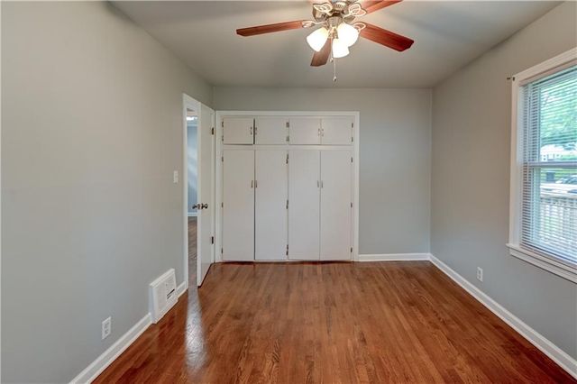 5020 N Brooklyn Avenue, Kansas City, MO 64118