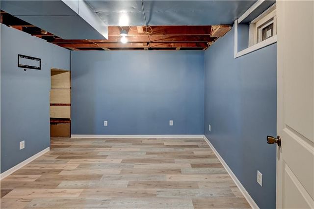 5020 N Brooklyn Avenue, Kansas City, MO 64118