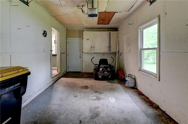 5020 N Brooklyn Avenue, Kansas City, MO 64118