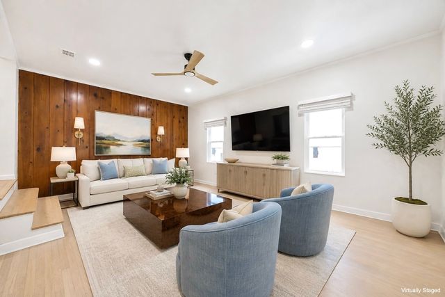 3102 W Jefferson Boulevard, Dallas, TX 75211