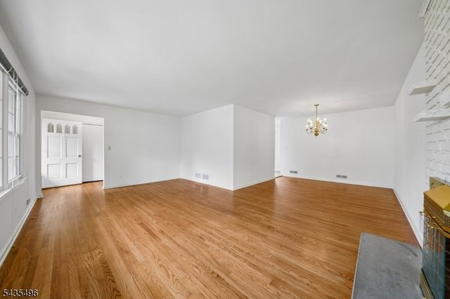 66 Berkeley Ave, Berkeley Heights Twp., NJ 07922