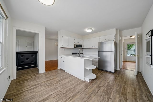 66 Berkeley Ave, Berkeley Heights Twp., NJ 07922