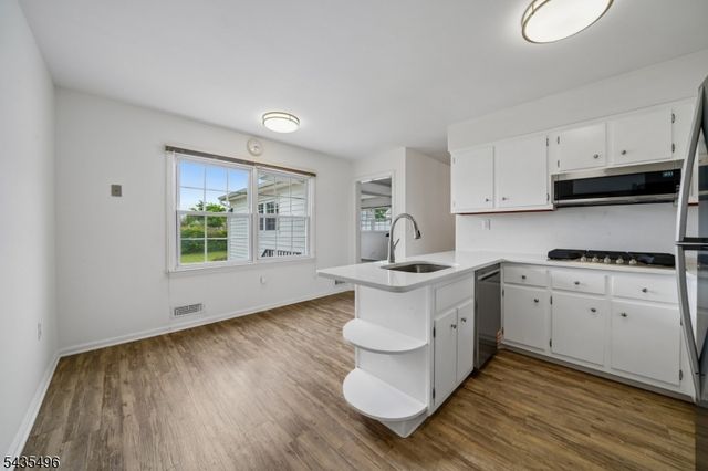 66 Berkeley Ave, Berkeley Heights Twp., NJ 07922
