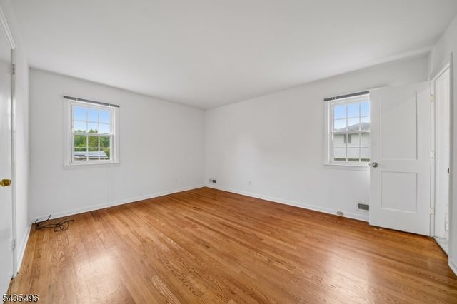 66 Berkeley Ave, Berkeley Heights Twp., NJ 07922