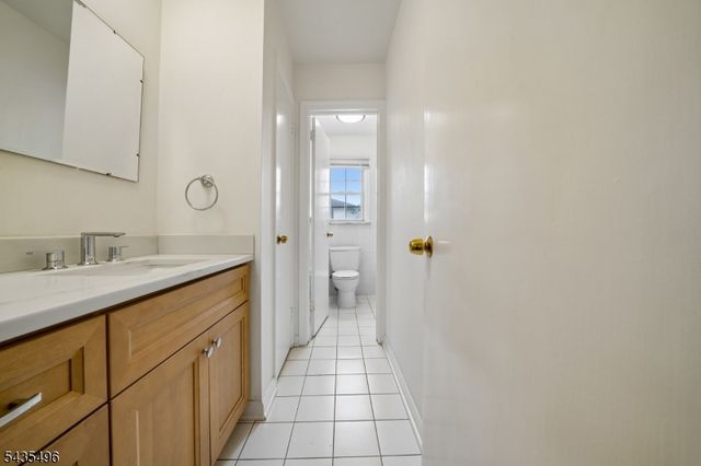 66 Berkeley Ave, Berkeley Heights Twp., NJ 07922
