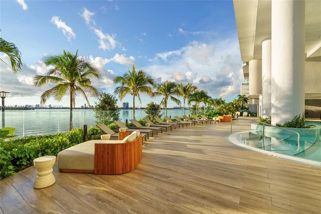 700 NE 24th Street 3202, Miami, FL 33137