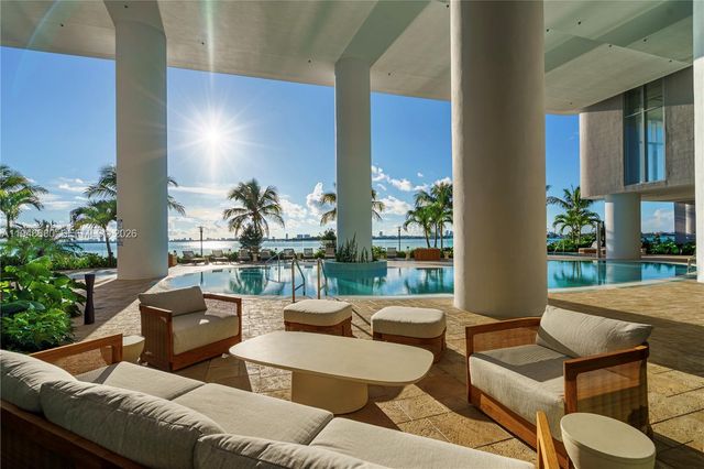 700 NE 24th Street 3202, Miami, FL 33137