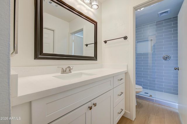 613 W PERALTA Avenue, Mesa, AZ 85210