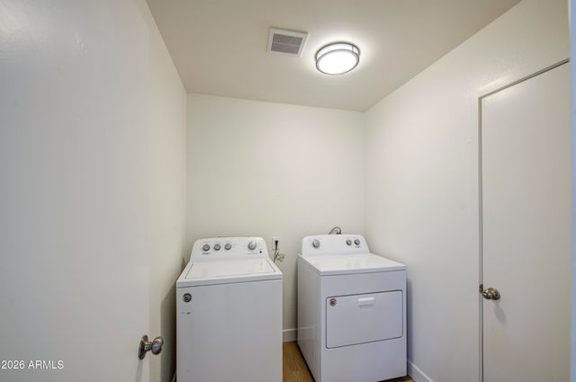 613 W PERALTA Avenue, Mesa, AZ 85210