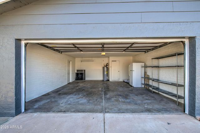 613 W PERALTA Avenue, Mesa, AZ 85210