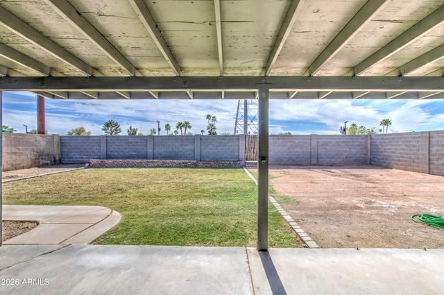 613 W PERALTA Avenue, Mesa, AZ 85210
