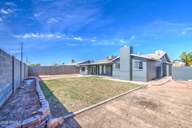 613 W PERALTA Avenue, Mesa, AZ 85210