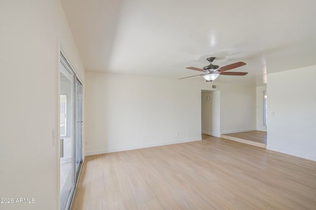 613 W PERALTA Avenue, Mesa, AZ 85210