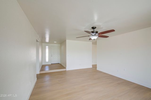 613 W PERALTA Avenue, Mesa, AZ 85210