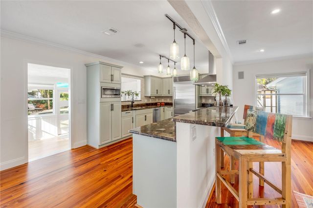 506 YUPON AVENUE, New Smyrna Beach, FL 32169