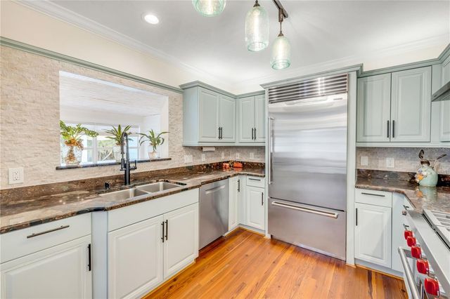 506 YUPON AVENUE, New Smyrna Beach, FL 32169