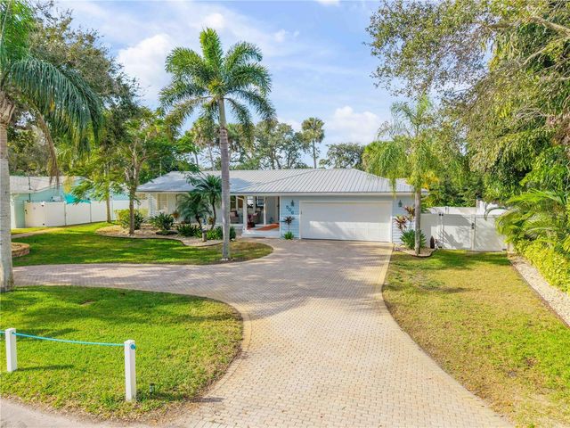 506 YUPON AVENUE, New Smyrna Beach, FL 32169