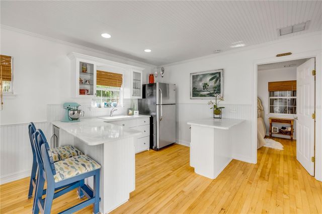 506 YUPON AVENUE, New Smyrna Beach, FL 32169
