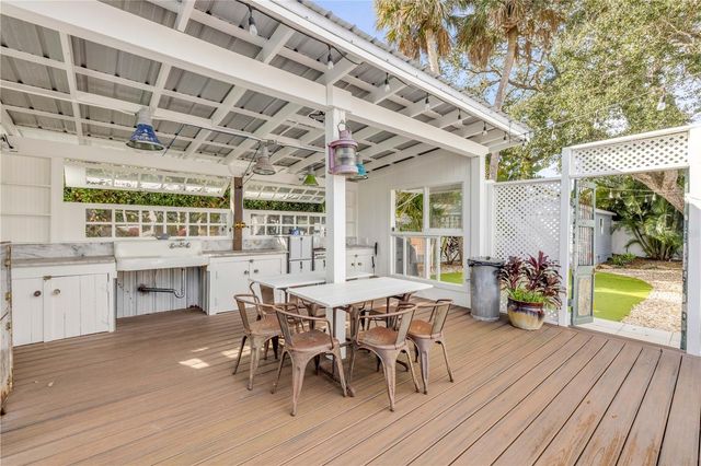 506 YUPON AVENUE, New Smyrna Beach, FL 32169