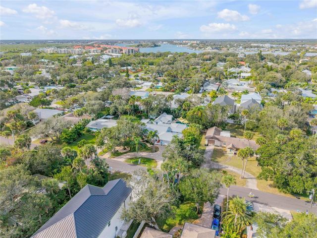 506 YUPON AVENUE, New Smyrna Beach, FL 32169