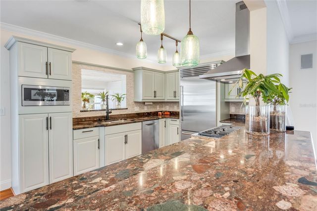 506 YUPON AVENUE, New Smyrna Beach, FL 32169