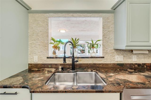 506 YUPON AVENUE, New Smyrna Beach, FL 32169