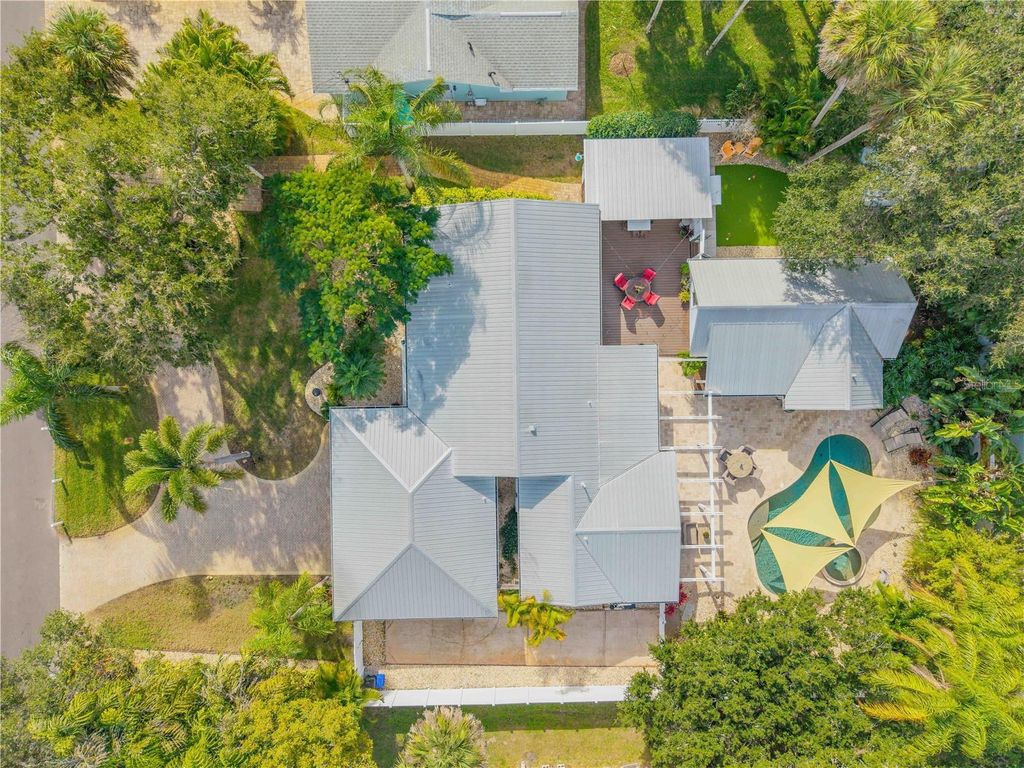 506 YUPON AVENUE, New Smyrna Beach, FL 32169