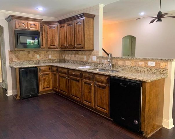 4000 Cox Road, Sumter, SC 29154