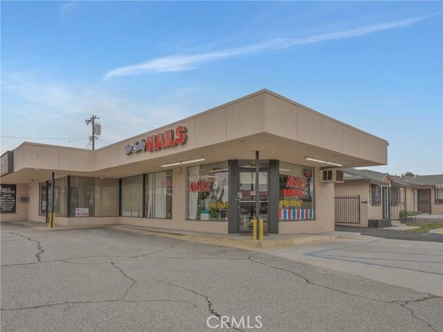 610 N Azusa Avenue, West Covina, CA 91791