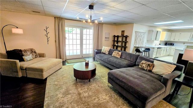 7035 Skylark Road, Pfafftown, NC 27040