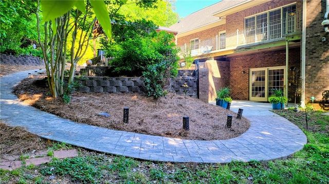 7035 Skylark Road, Pfafftown, NC 27040