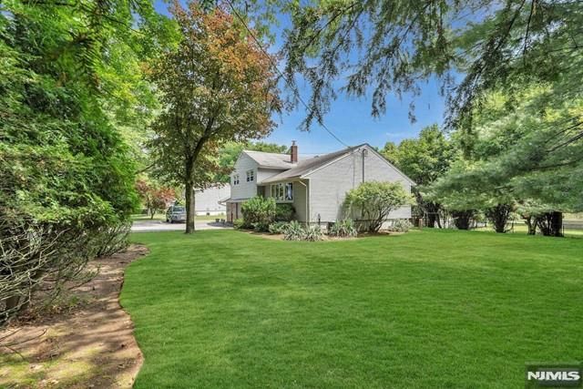 516 Knickerbocker Road, Cresskill, NJ 07626