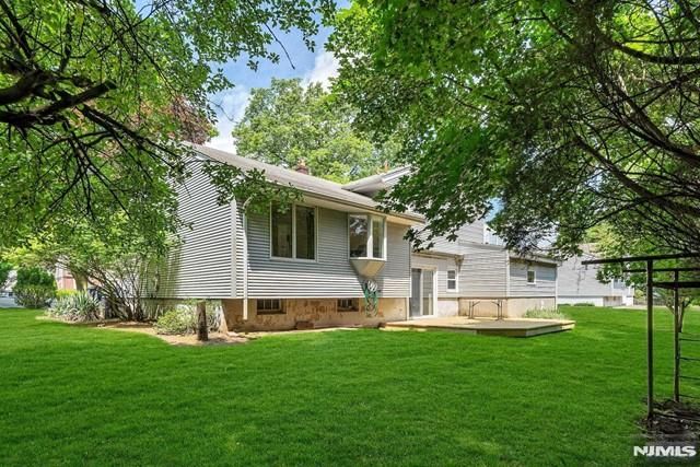 516 Knickerbocker Road, Cresskill, NJ 07626