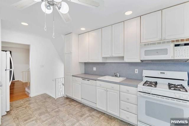 516 Knickerbocker Road, Cresskill, NJ 07626