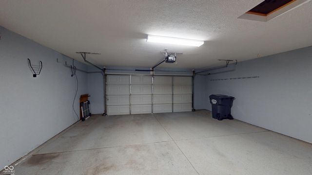 1318 Hamilton Drive, Greenwood, IN 46143