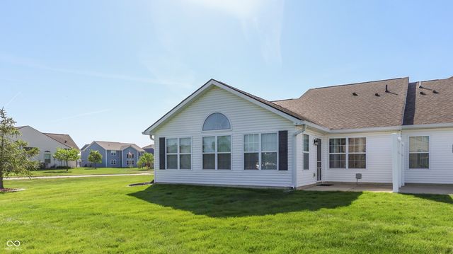 1318 Hamilton Drive, Greenwood, IN 46143