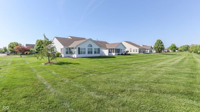 1318 Hamilton Drive, Greenwood, IN 46143