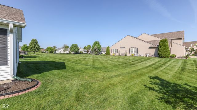 1318 Hamilton Drive, Greenwood, IN 46143