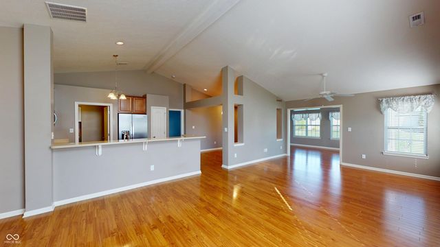 1318 Hamilton Drive, Greenwood, IN 46143