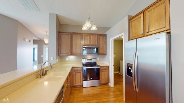 1318 Hamilton Drive, Greenwood, IN 46143