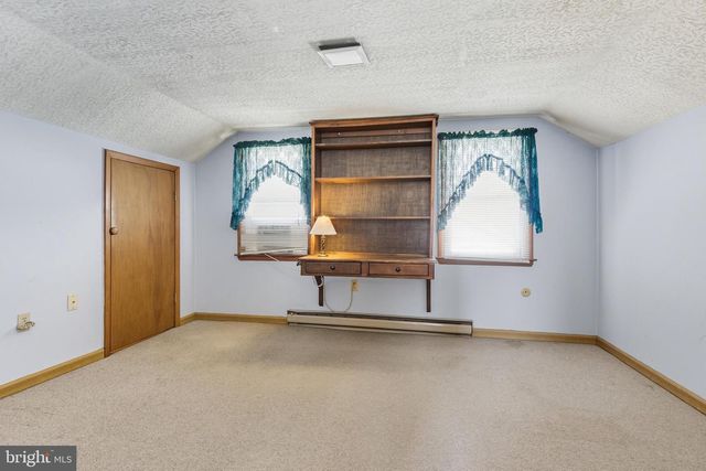 782 EDGEGROVE RD, Hanover, PA 17331