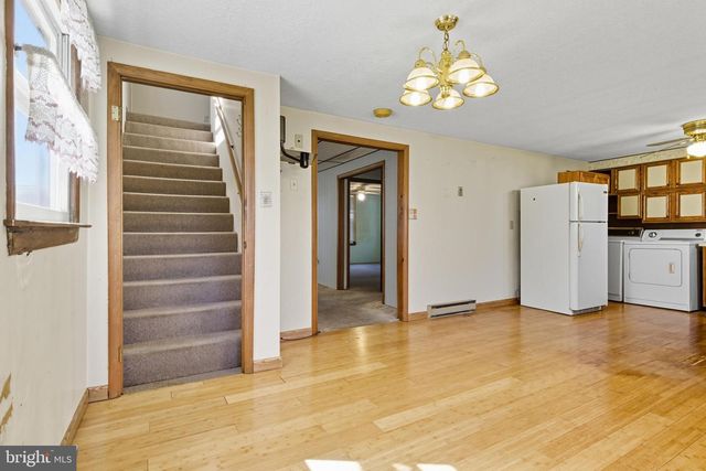 782 EDGEGROVE RD, Hanover, PA 17331
