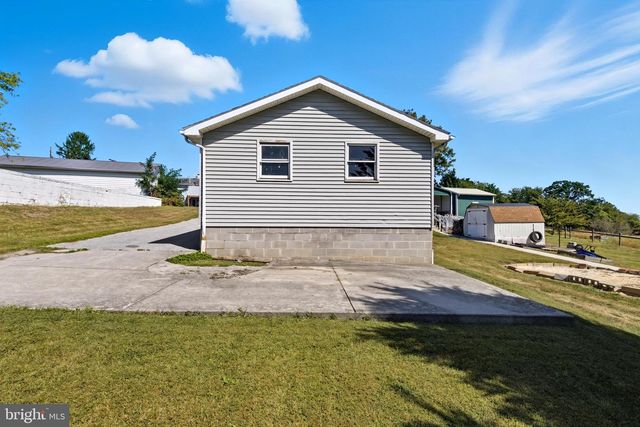 782 EDGEGROVE RD, Hanover, PA 17331